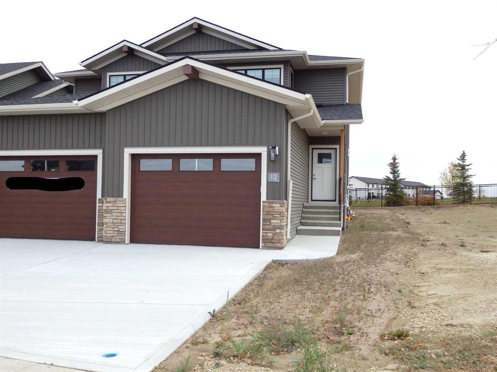 Picture of 12 Springfield Boulevard , Sylvan Lake Real Estate Listing