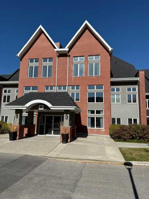 Picture of 203, 15 Everstone Drive SW, Calgary Real Estate Listing