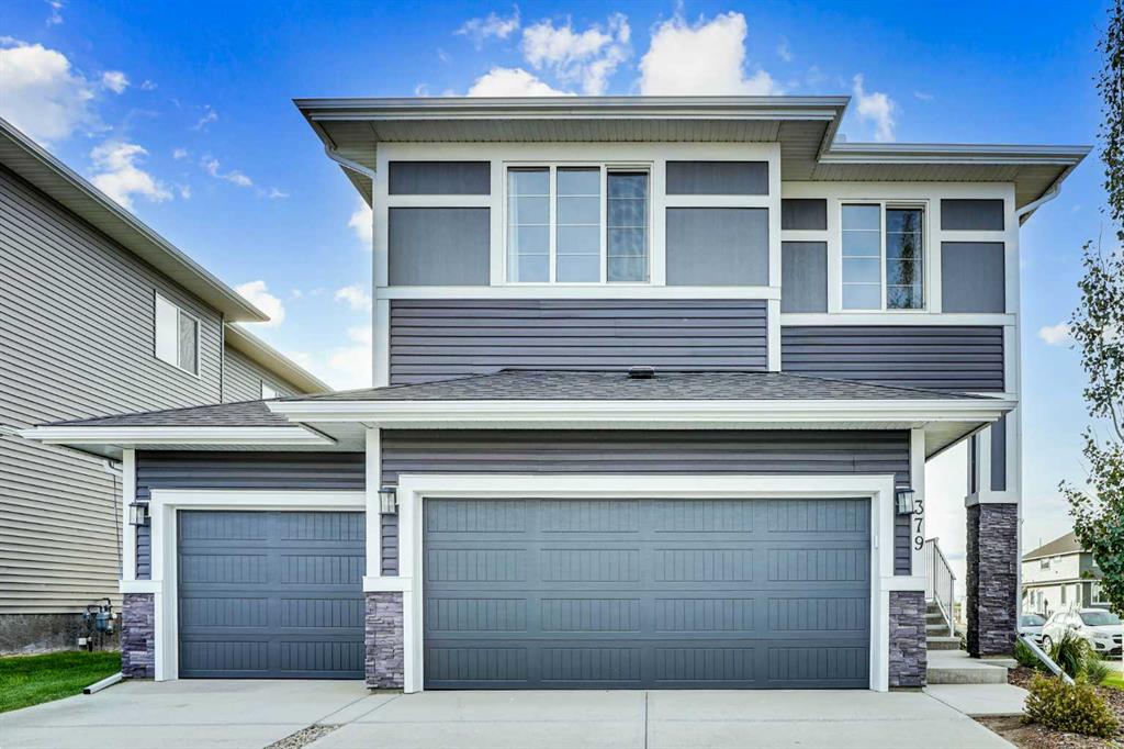 Picture of 379 Chelsea Passage , Chestermere Real Estate Listing