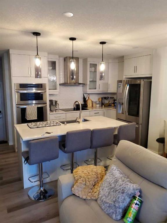 Picture of 19627 Sheriff King Street SW, Calgary Real Estate Listing