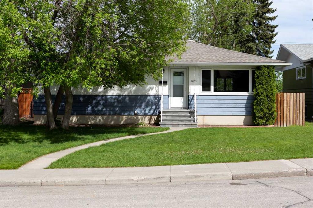 Picture of 2620 38 Street SW, Calgary Real Estate Listing