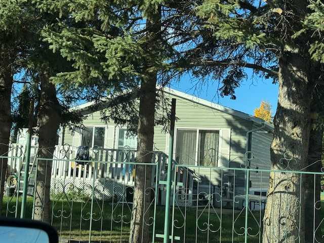 Picture of 6620 5 Avenue , Edson Real Estate Listing
