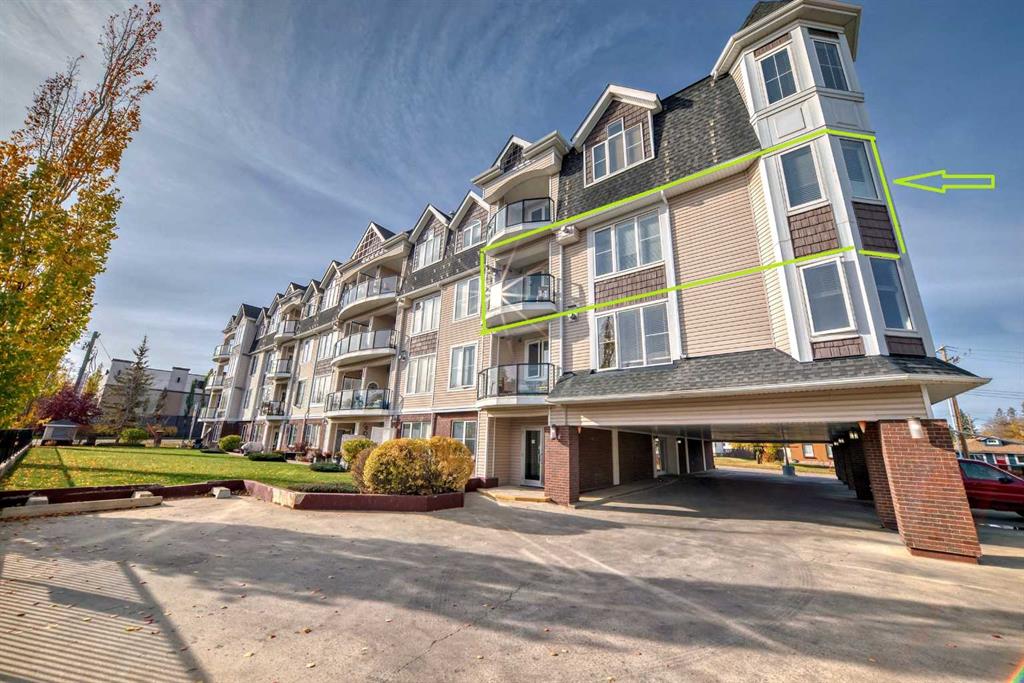 Picture of 310, 4707 50 Street , Sylvan Lake Real Estate Listing