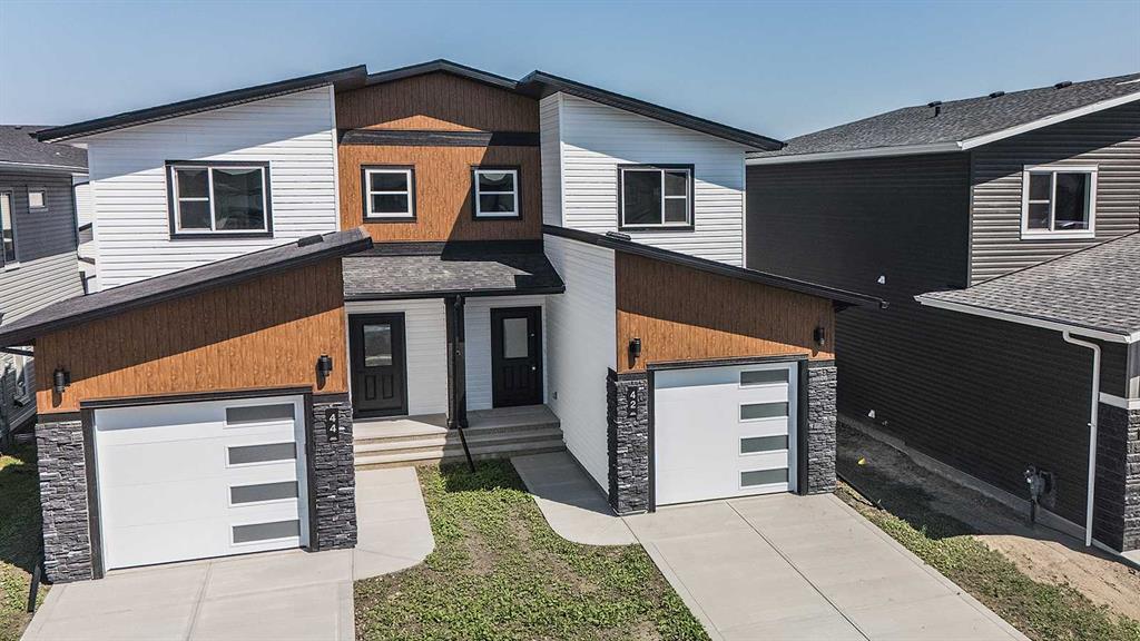 Picture of 44 Earl Close , Red Deer Real Estate Listing