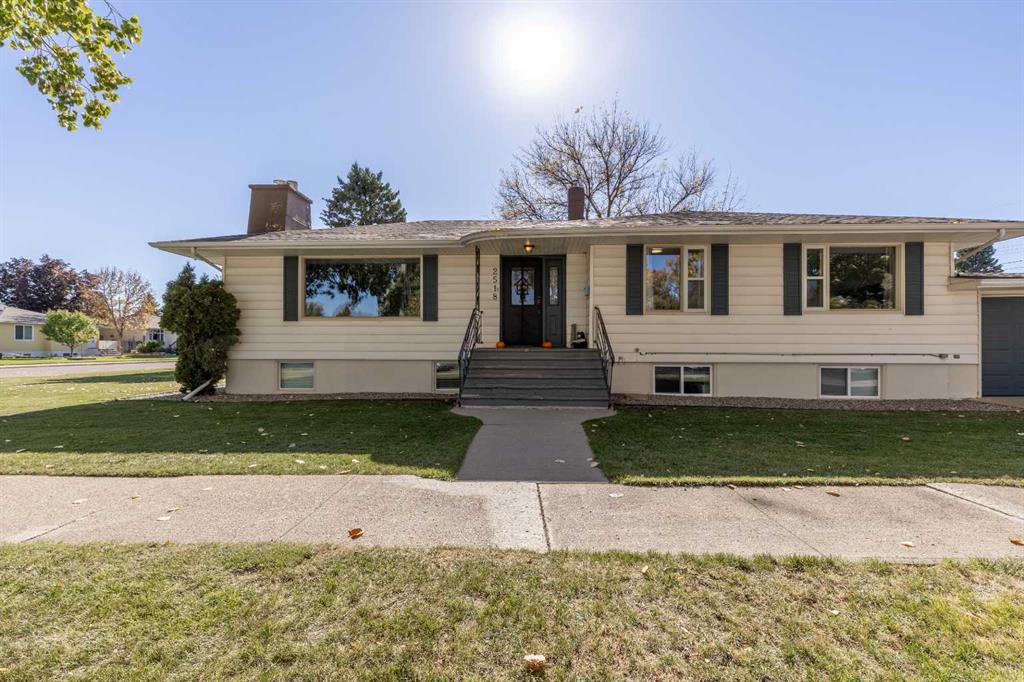 Picture of 2518 5 Avenue S, Lethbridge Real Estate Listing