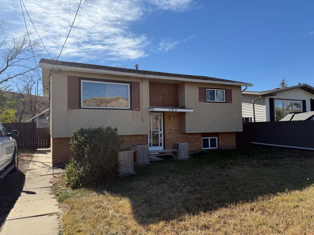 Picture of 103 7 Avenue SE  , Drumheller Real Estate Listing