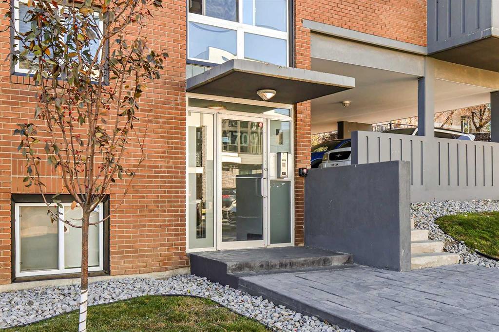 Picture of 302, 1709 19 Avenue SW, Calgary Real Estate Listing