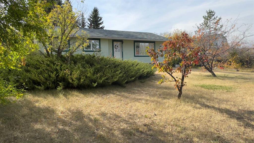 Picture of 5203 54 Avenue , Edgerton Real Estate Listing