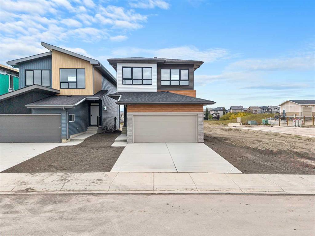 Picture of 46 Heritage Heath  , Cochrane Real Estate Listing