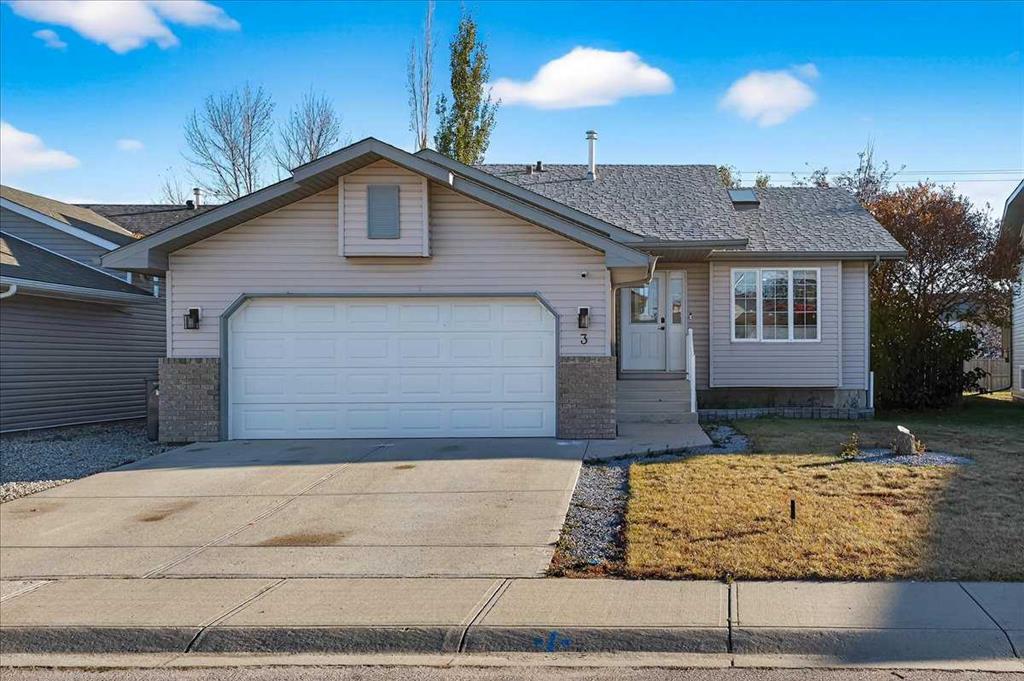 Picture of 3 Madison Court , Strathmore Real Estate Listing