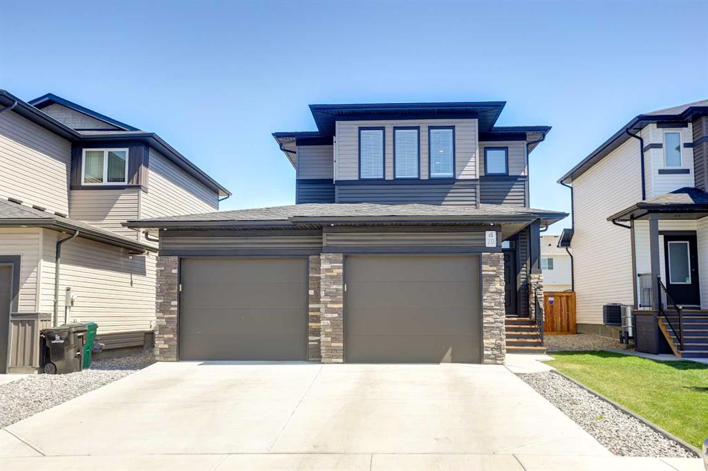 Picture of 233 Agnes Short Place N, Lethbridge Real Estate Listing