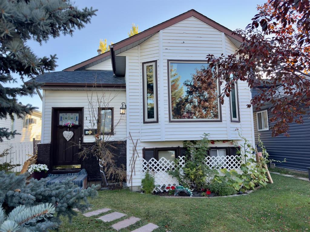 Picture of 129 Coventry Place NE, Calgary Real Estate Listing