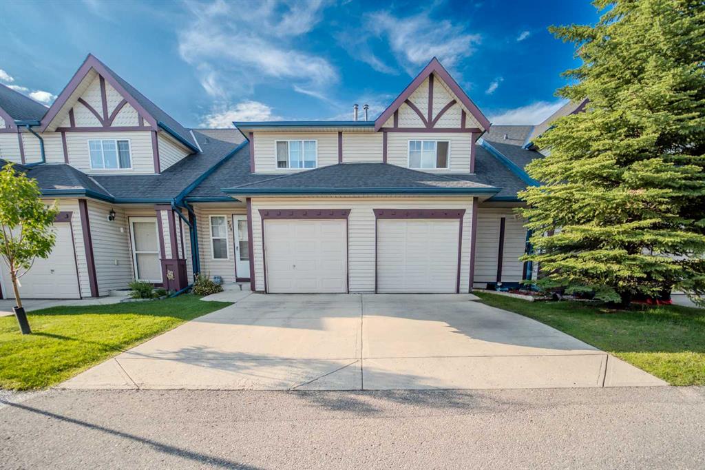 Picture of 310 Country Village Cape NE, Calgary Real Estate Listing