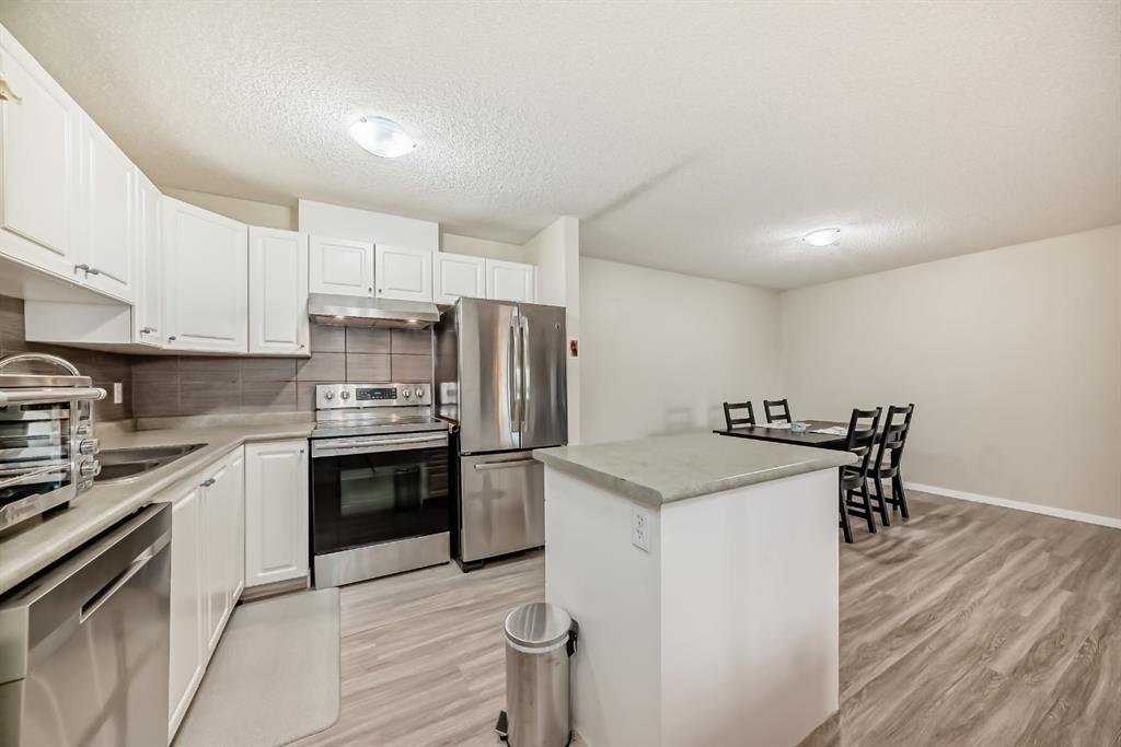 Picture of 208, 4000 Somervale Court SW, Calgary Real Estate Listing