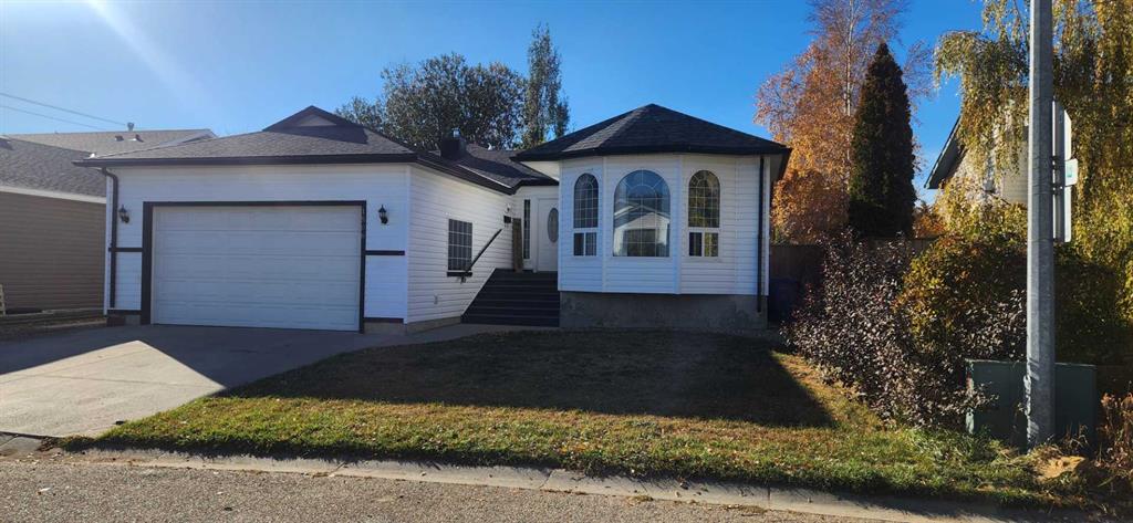 Picture of 1506 Walter Place , Didsbury Real Estate Listing