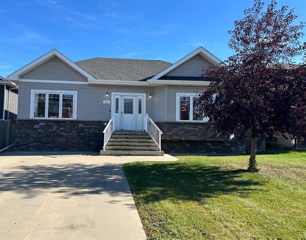 Picture of 313 12 Street SE, Slave Lake Real Estate Listing