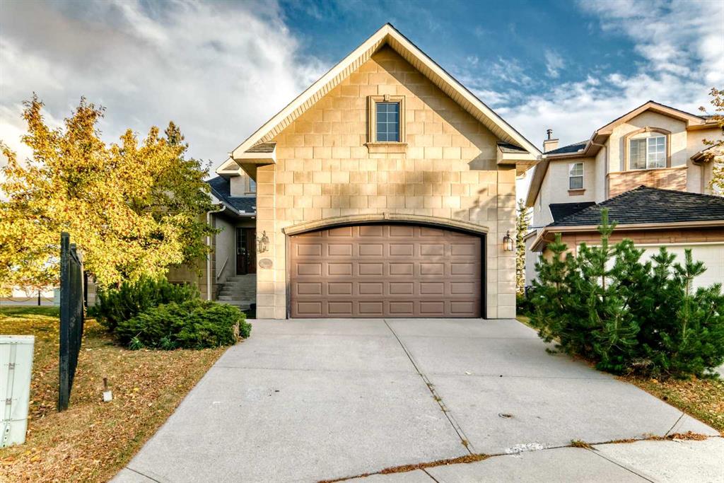 Picture of 7001 Strathridge Gate SW, Calgary Real Estate Listing