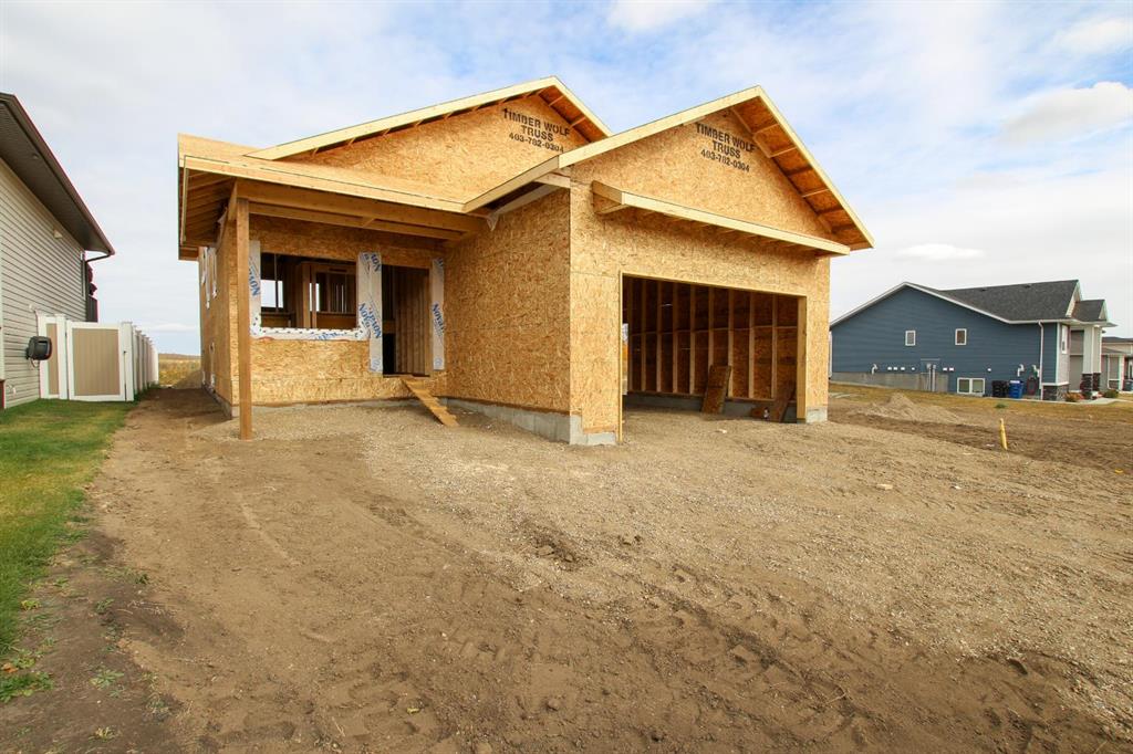 Picture of 4782 Aspen Lakes Boulevard , Blackfalds Real Estate Listing