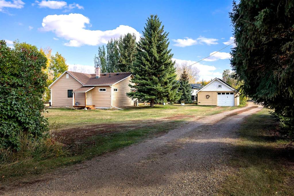 Picture of 2 2nd Street E, Rosalind Real Estate Listing
