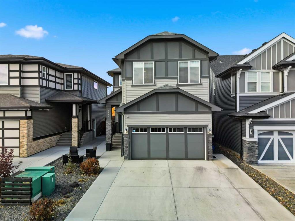 Picture of 520 Kingsmere Way SE, Airdrie Real Estate Listing