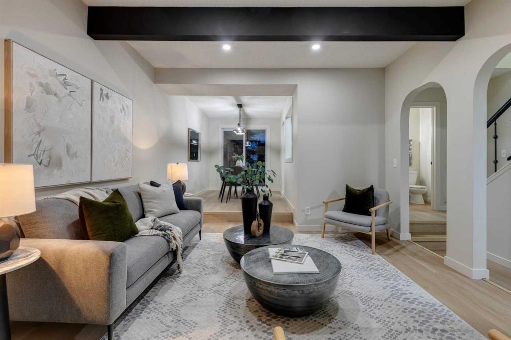 Picture of 4, 7166 18 Street SE, Calgary Real Estate Listing