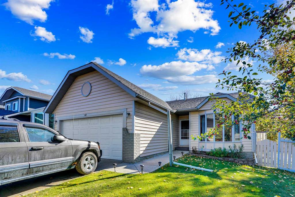 Picture of 47 Shannon Drive SW, Calgary Real Estate Listing