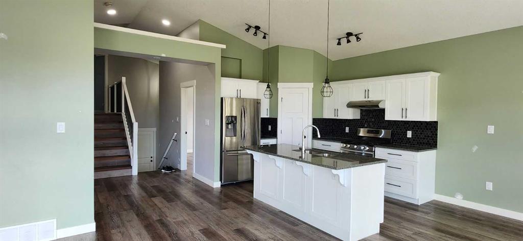 Picture of 9810 89 Street , Grande Prairie Real Estate Listing