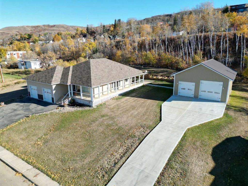 Picture of 11111 99 Street , Peace River Real Estate Listing