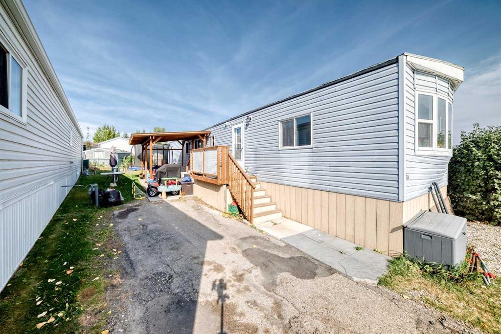 Picture of 724, 1101 84 Street NE, Calgary Real Estate Listing