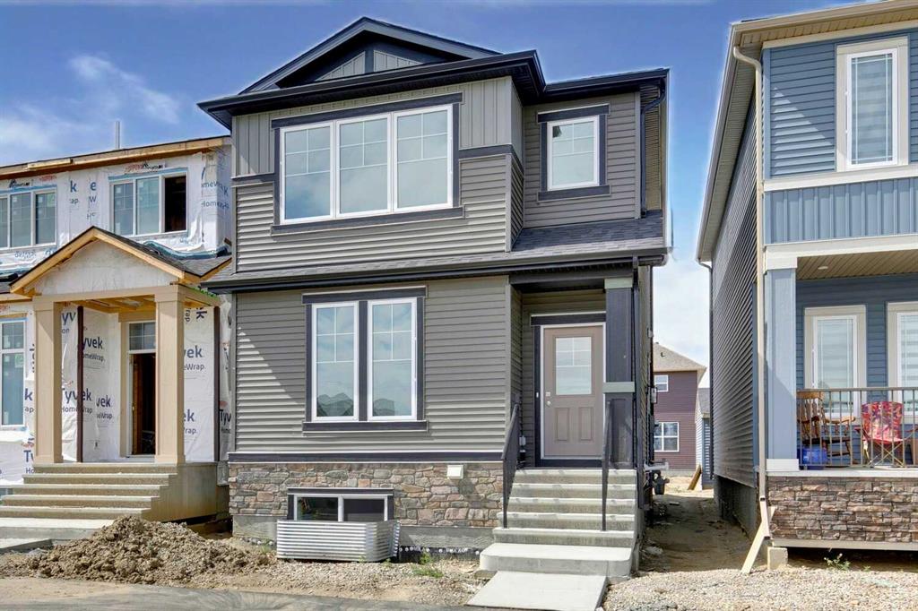 Picture of 477 Hotchkiss Drive SE, Calgary Real Estate Listing