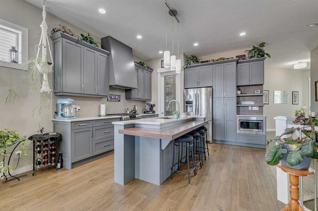 Picture of 109 Amery Crescent , Crossfield Real Estate Listing