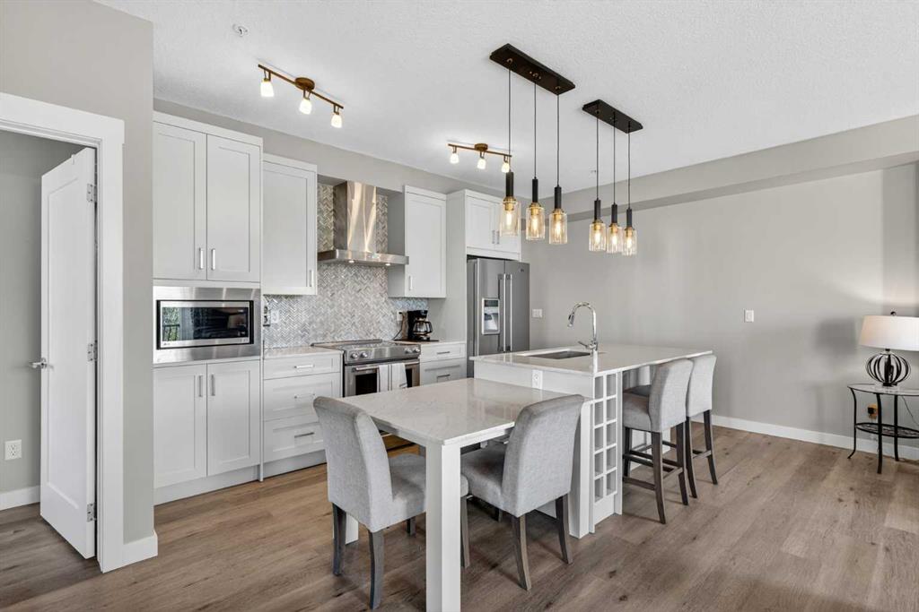 Picture of 207, 20 Walgrove Walk SE, Calgary Real Estate Listing