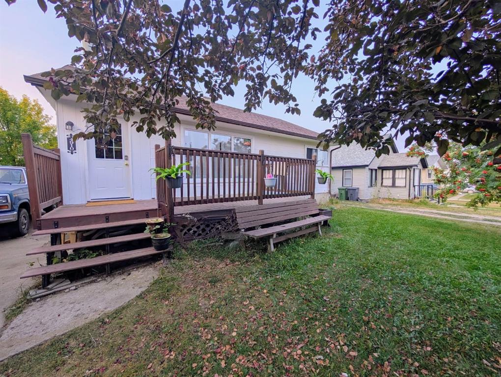 Picture of 4910 53 Avenue , Rimbey Real Estate Listing
