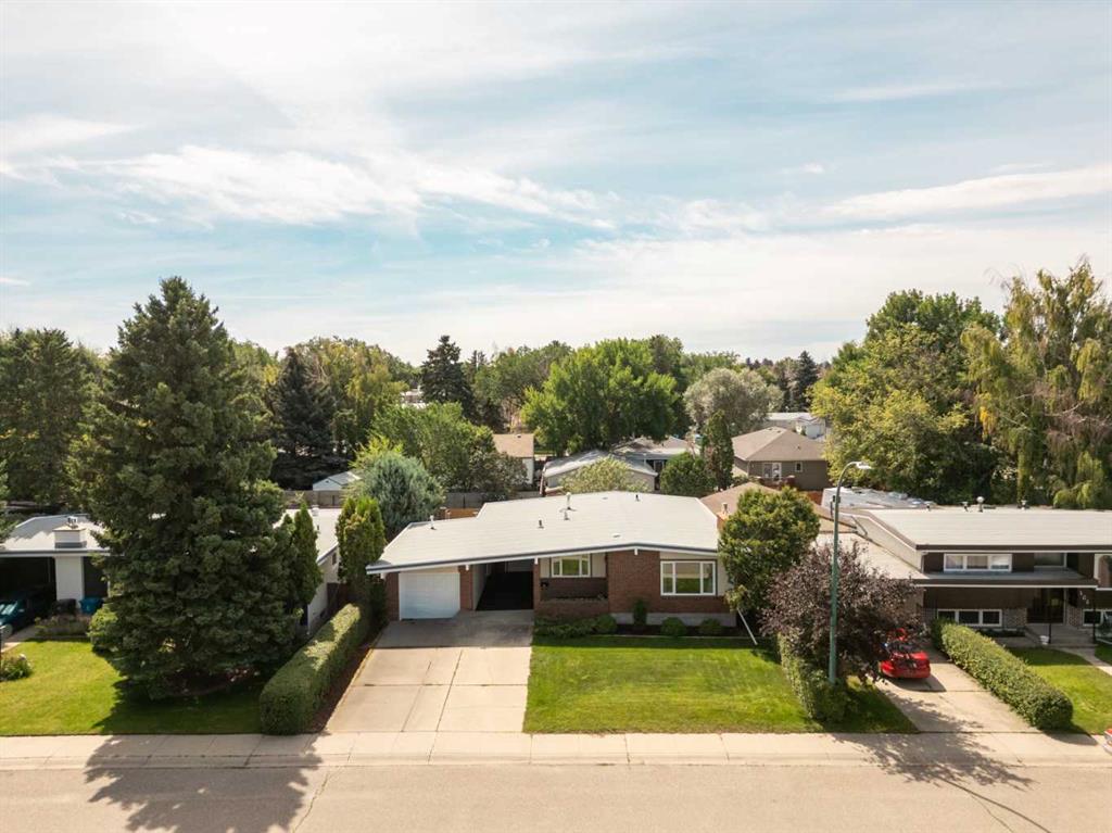 Picture of 310 Normandy Road S, Lethbridge Real Estate Listing