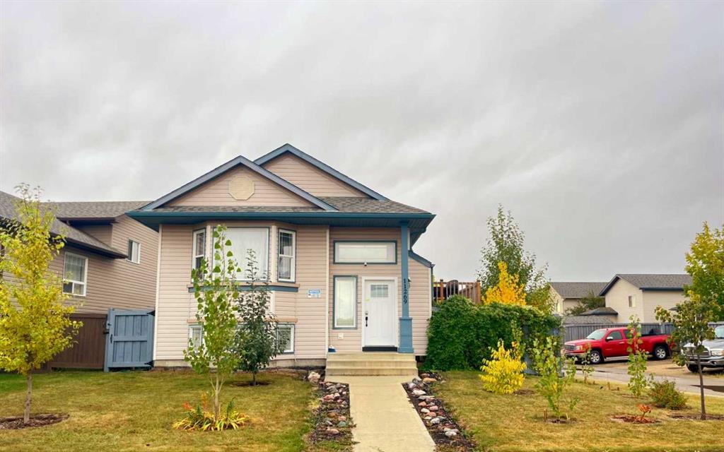 Picture of 11269 75 Avenue , Grande Prairie Real Estate Listing