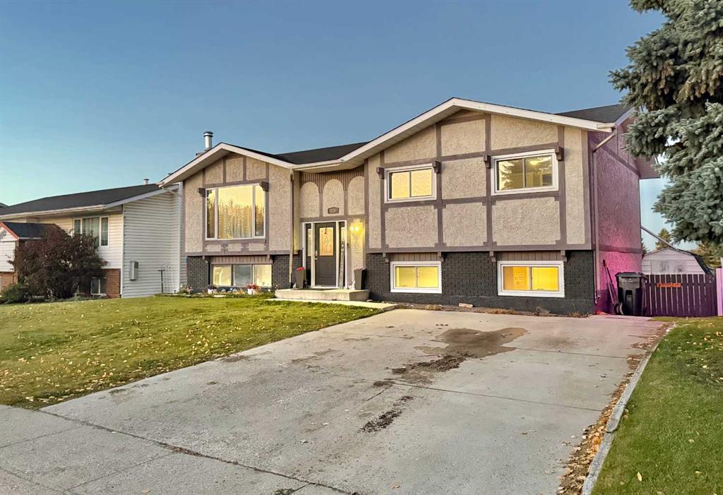 Picture of 126 Maligne Drive , Hinton Real Estate Listing