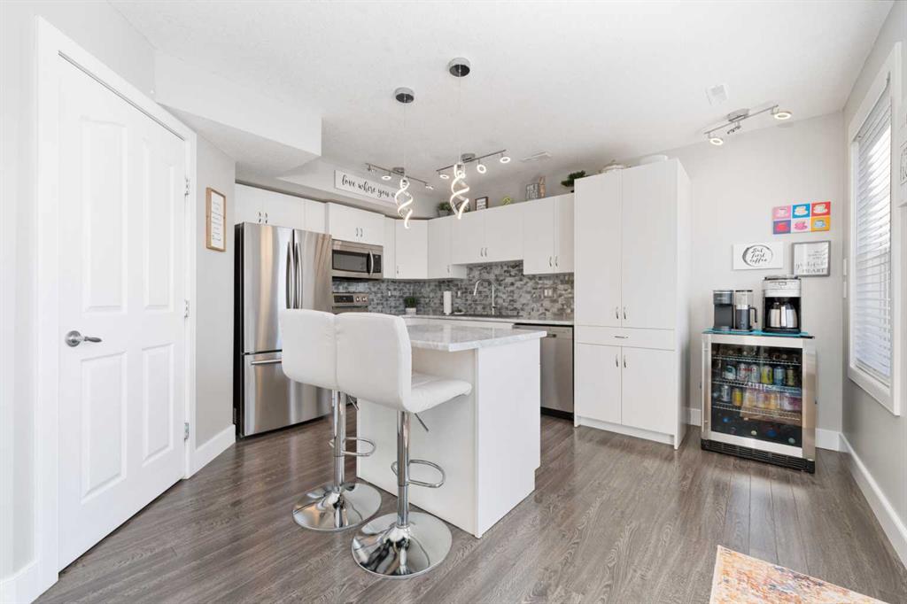 Picture of 310, 50 Westland Road , Okotoks Real Estate Listing