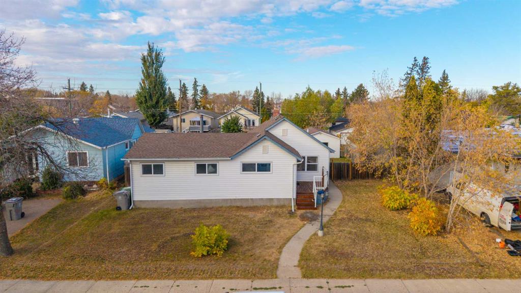 Picture of 4624 45 Street , Lloydminster Real Estate Listing