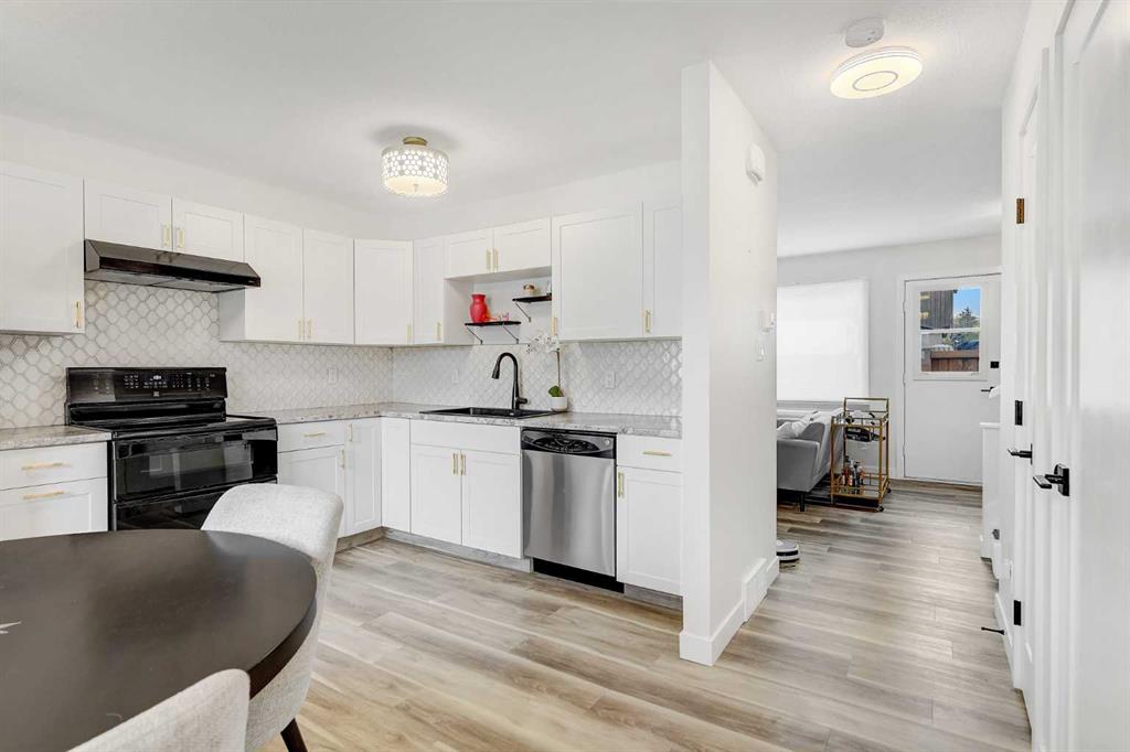Picture of 7842 Cedarwood Park , Grande Prairie Real Estate Listing