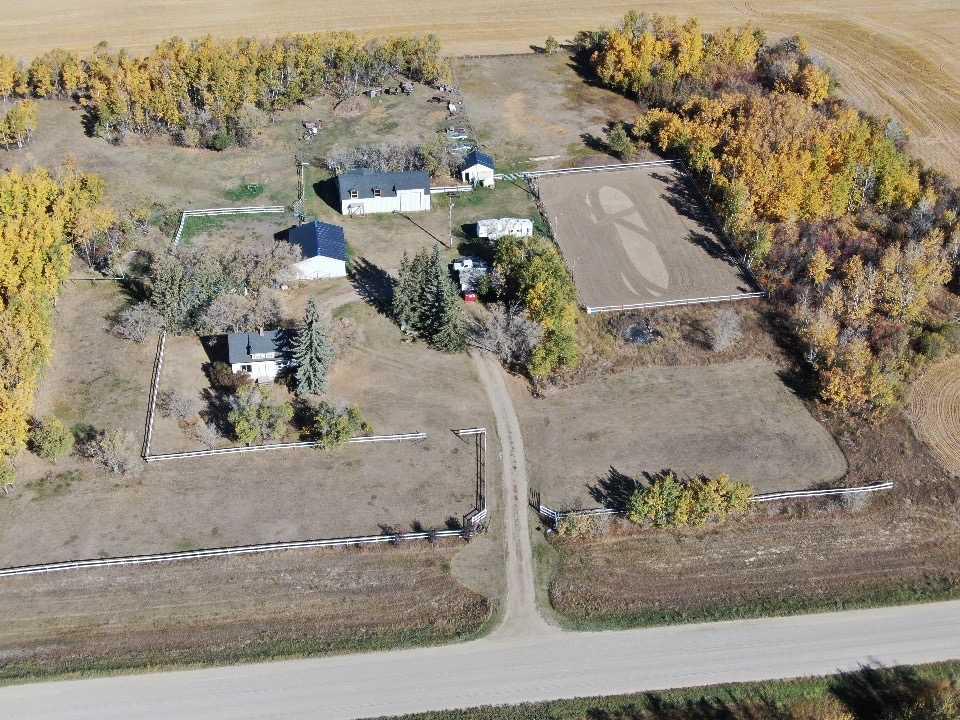 Picture of 325067 Township 462 Road , Neilburg Real Estate Listing