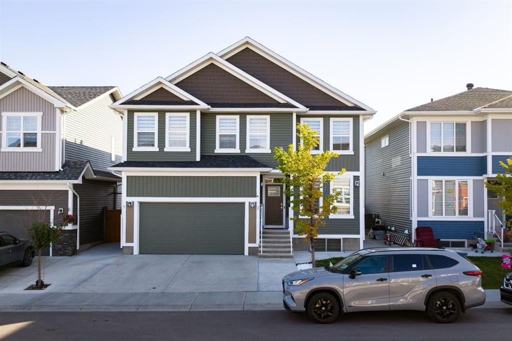 Picture of 82 Red Sky Road NE, Calgary Real Estate Listing