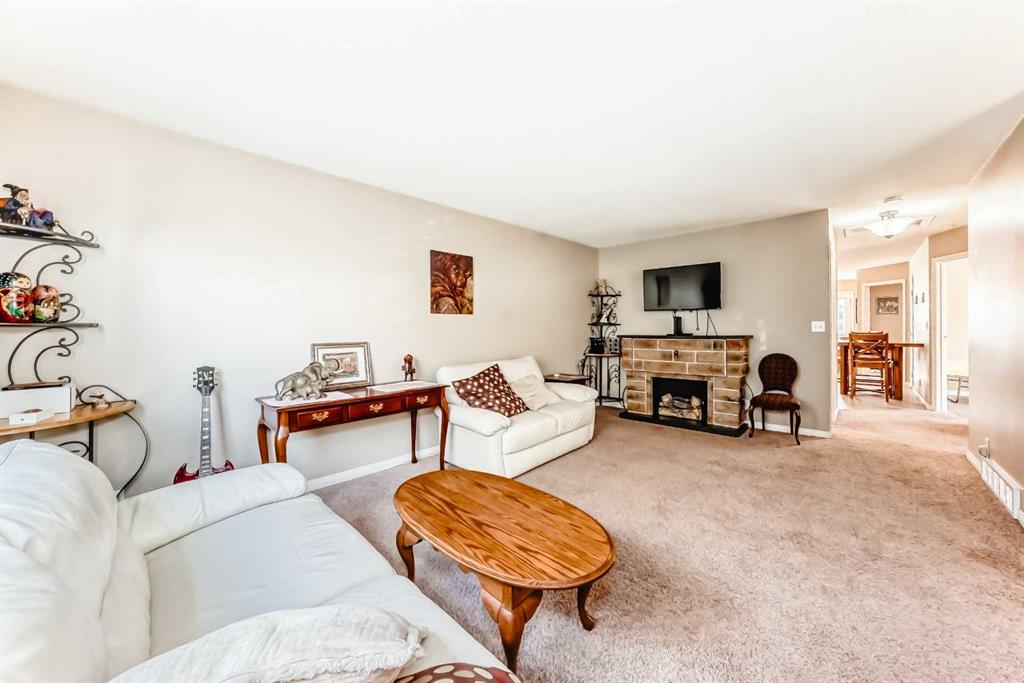 Picture of B, 1 Eline Street , Red Deer Real Estate Listing