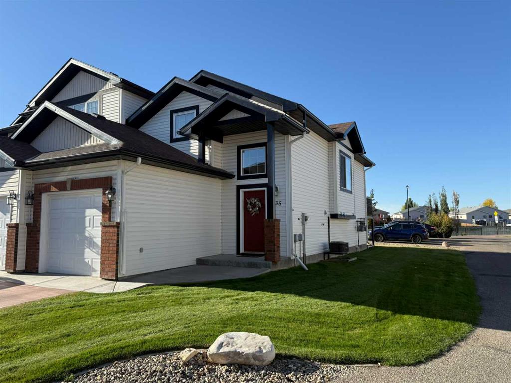 Picture of 35, 295 Blackfoot Road W, Lethbridge Real Estate Listing
