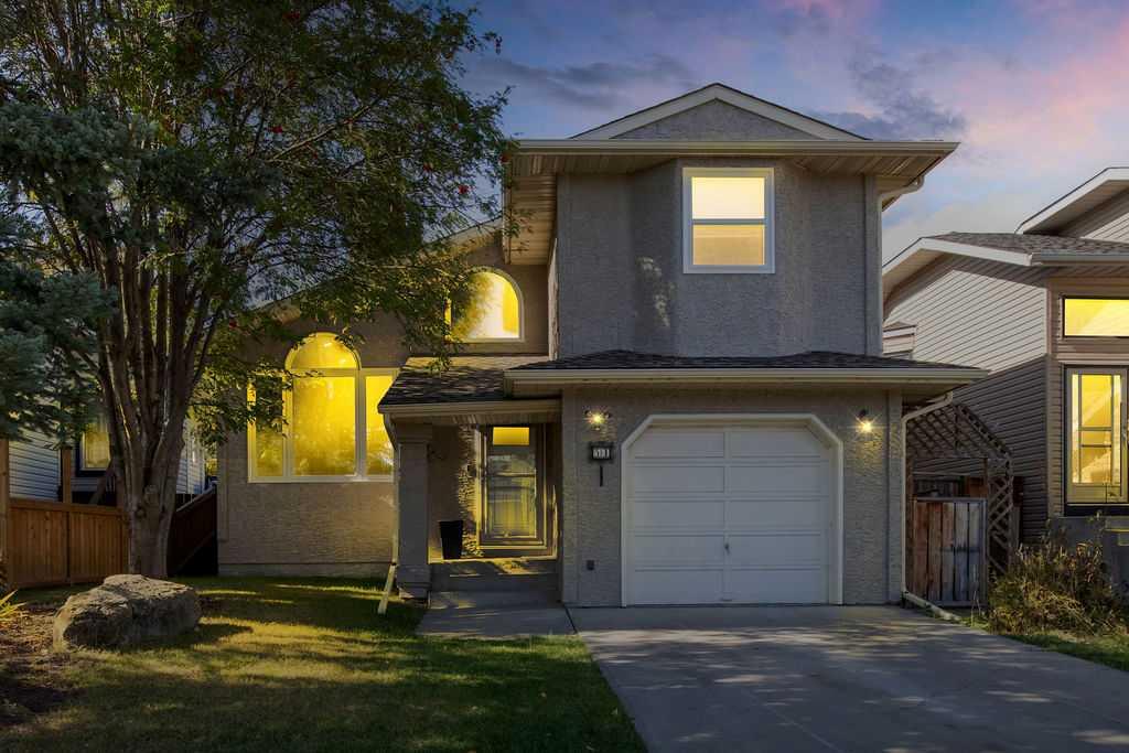 Picture of 51 Hunters Crescent , Okotoks Real Estate Listing