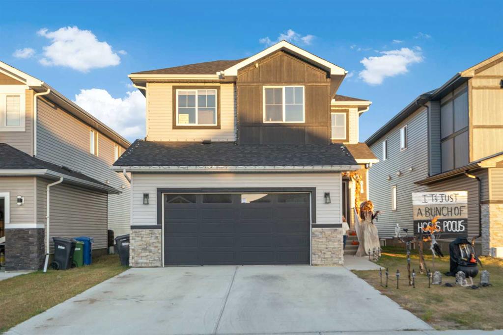Picture of 818 Edgefield Street , Strathmore Real Estate Listing
