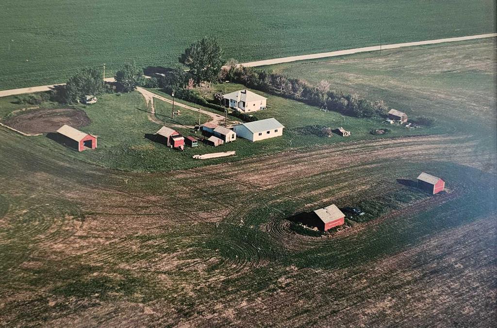 Picture of 161059 Range Road 274  , Rural Willow Creek No. 26, M.D. of Real Estate Listing