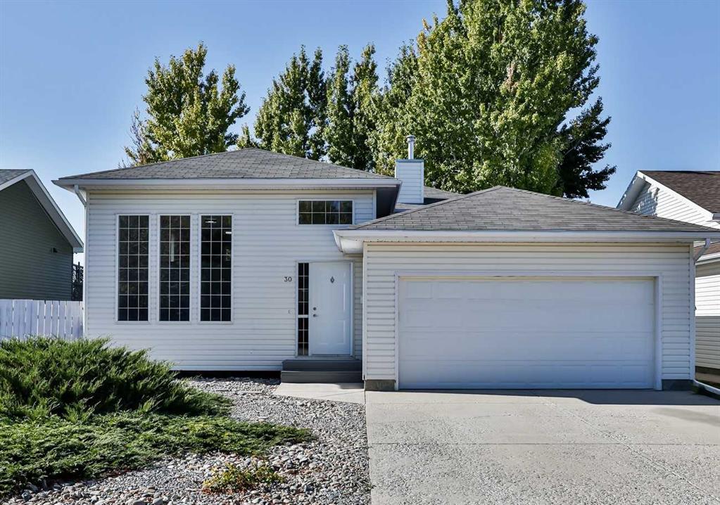 Picture of 30 MT Backus Crescent W, Lethbridge Real Estate Listing
