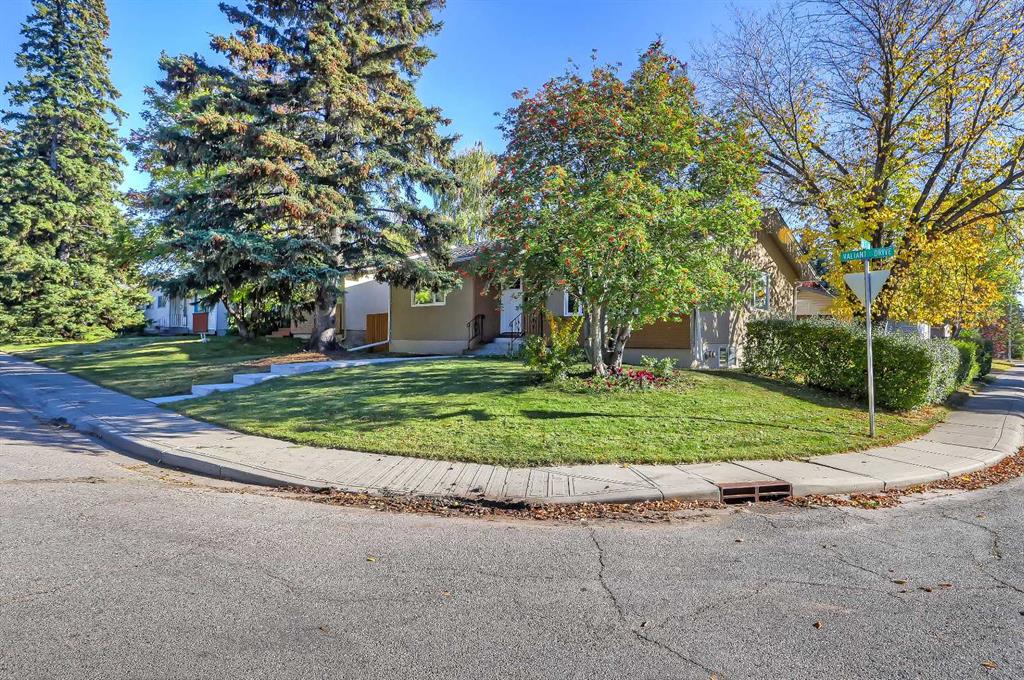 Picture of 5219 Valiant Drive NW, Calgary Real Estate Listing