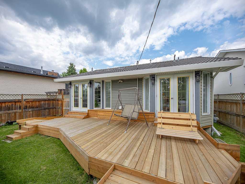 Picture of 477 72 Avenue NE, Calgary Real Estate Listing