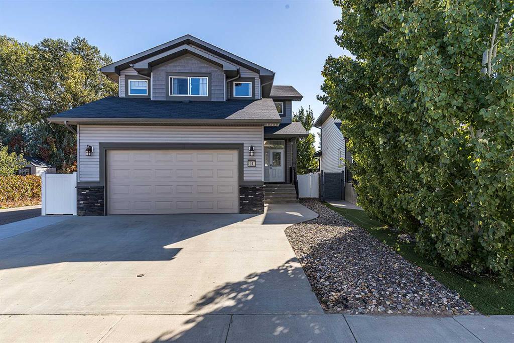 Picture of 11 Sterling Link SE, Medicine Hat Real Estate Listing